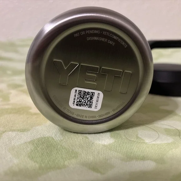 YETI Rambler 18 oz Bottle Stainless Steel with Chug Cap, Lowcountry Peach NWT - Picture 11 of 11